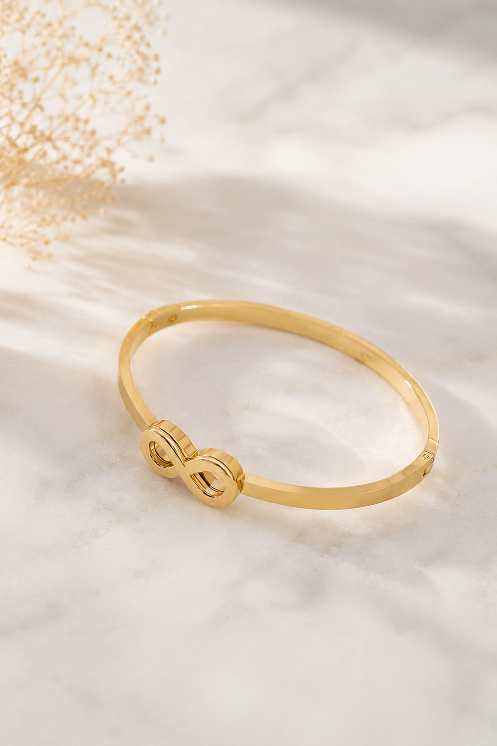 Anti Tarnish Infinity Love bracelet regular size