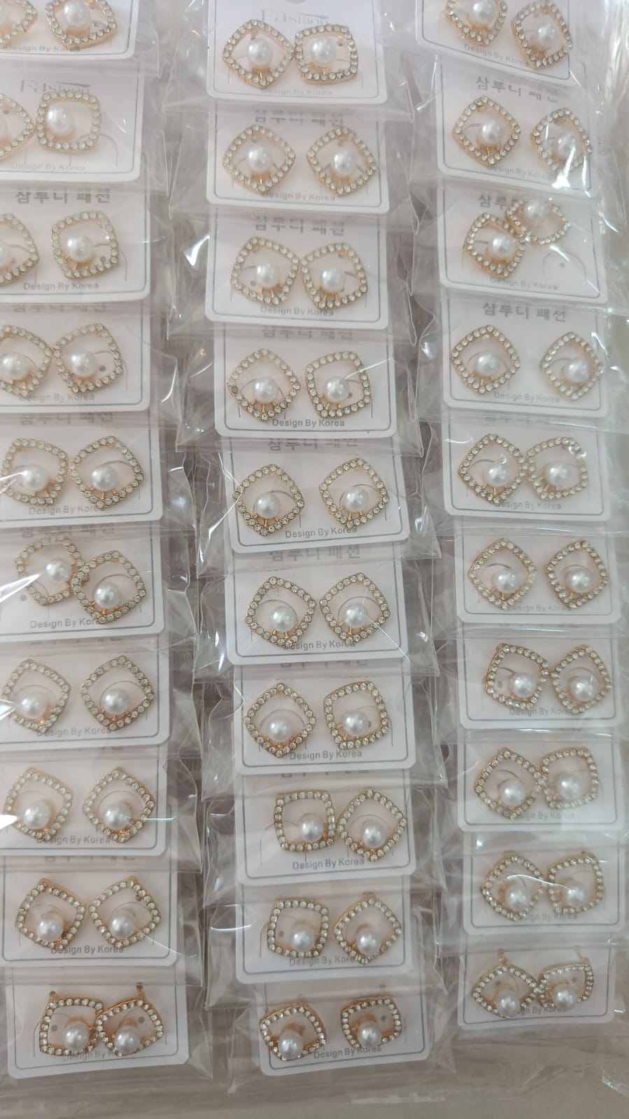 Korean Design Square Pearl Earring