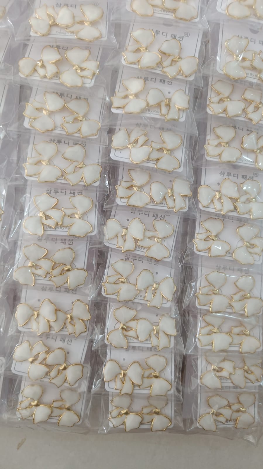 Korean Design Cute White Bow Earring