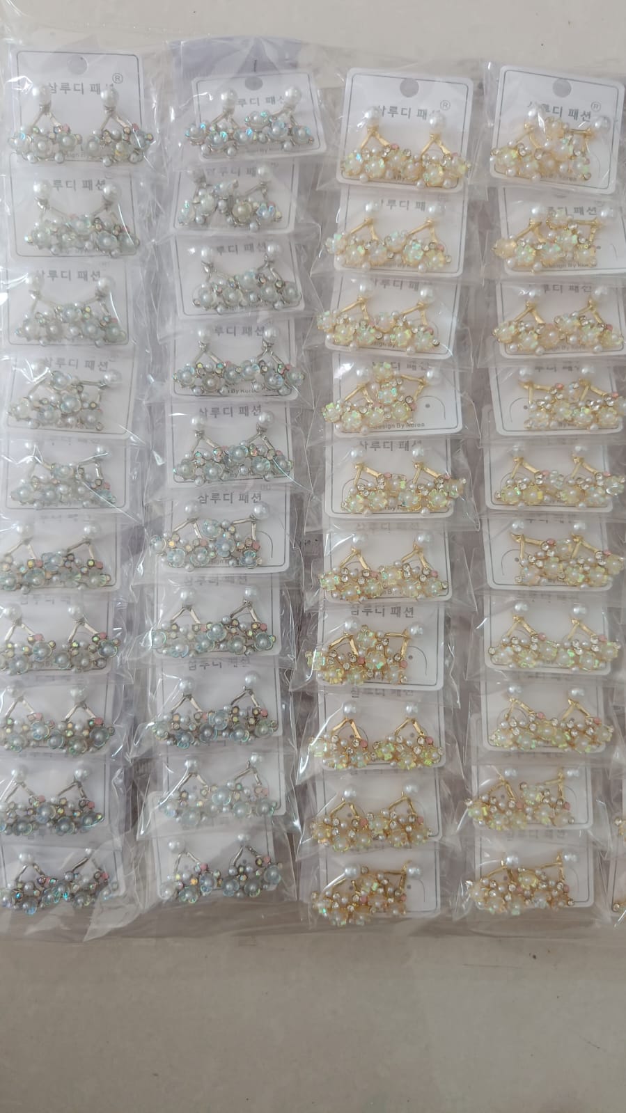 Korean Design Cute Silver & Golden Crystel Earring
