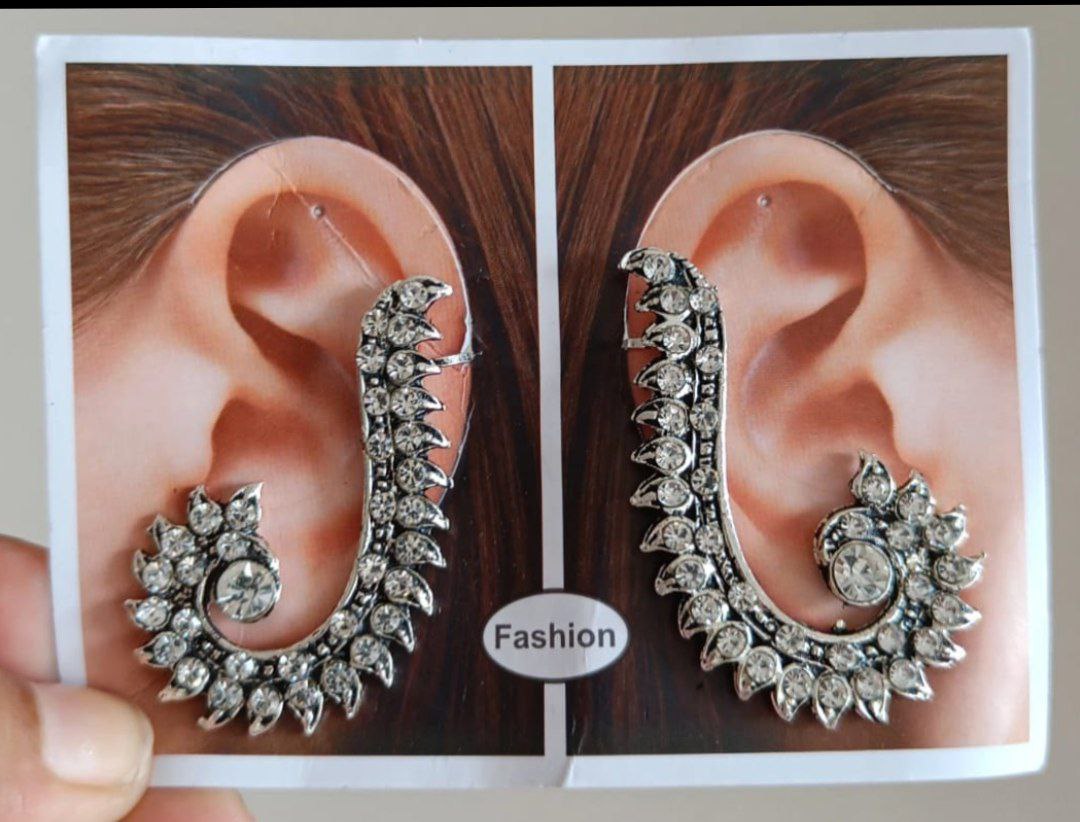 Traditional Elegant Ear Cuff Earring