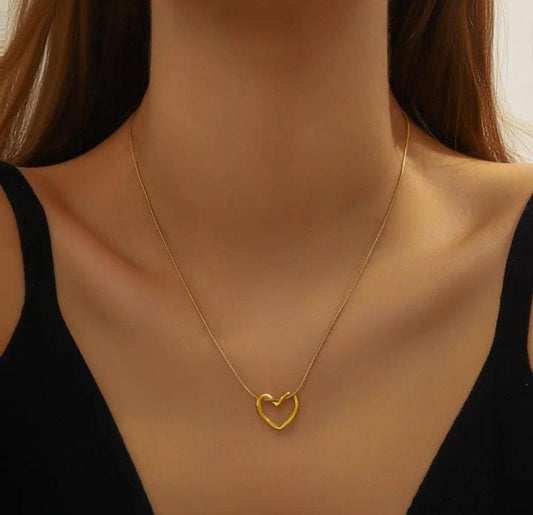 Anti-Tarnish Open Heart Pendent Necklace