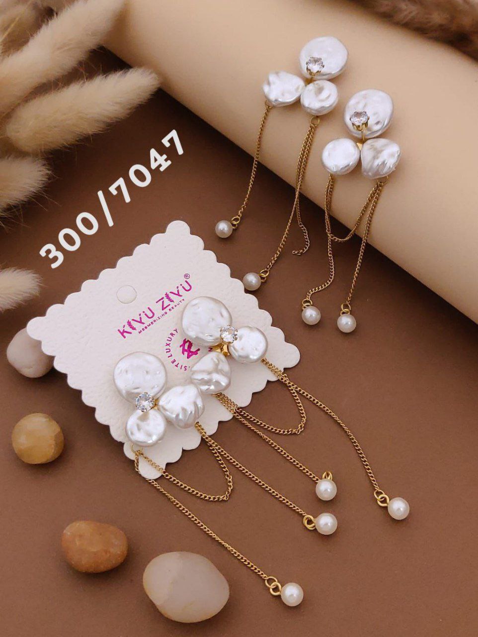 Kiyu Ziyu Anti-Tarnish Pearl Cascade Earrings