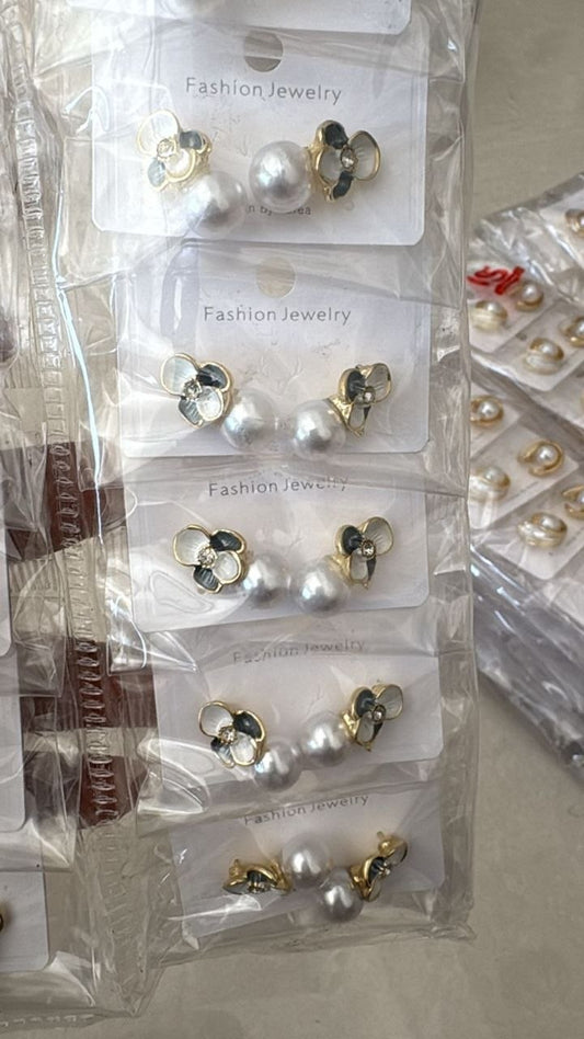 Pearl Flower Stud Earrings – Korean Style