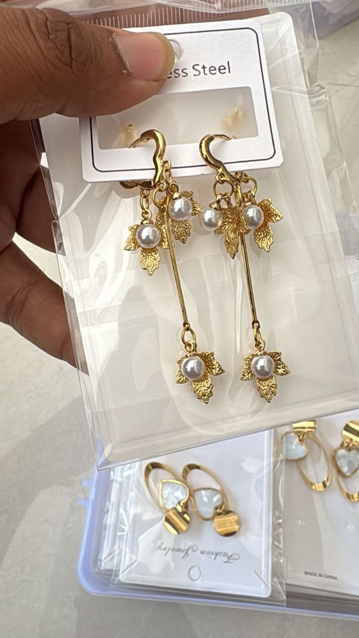 Anti Tarnish Leaf Pearl Drop Earrings – Gold Long Hanging Design