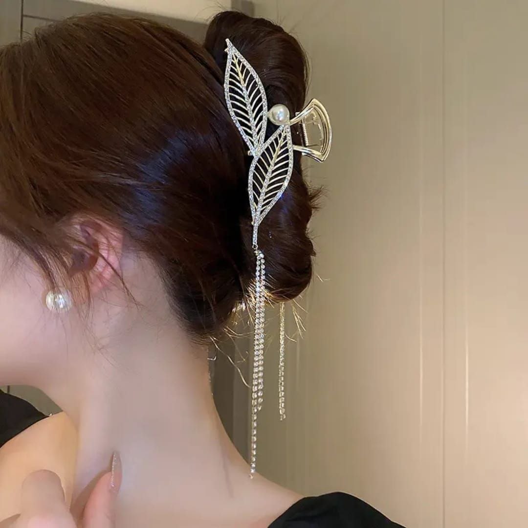 Korean Metal Leaf Pearl Chain Hair Clutcher