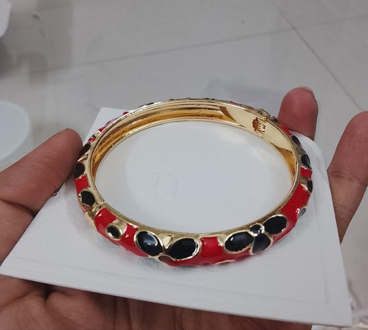 Elegant Minakari Big Flower Kada