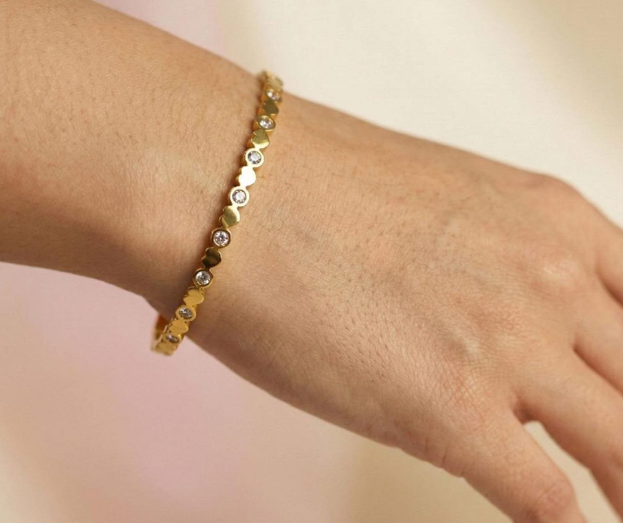 Anti Tarnish Luxury Heart Shape Bracelet