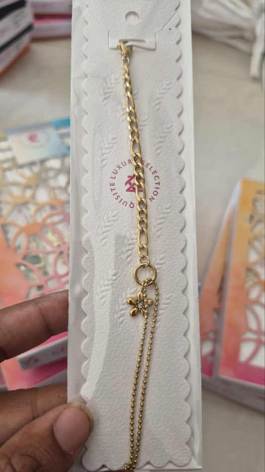 Kiyu Ziyu Golden Flower Charm Bracelet