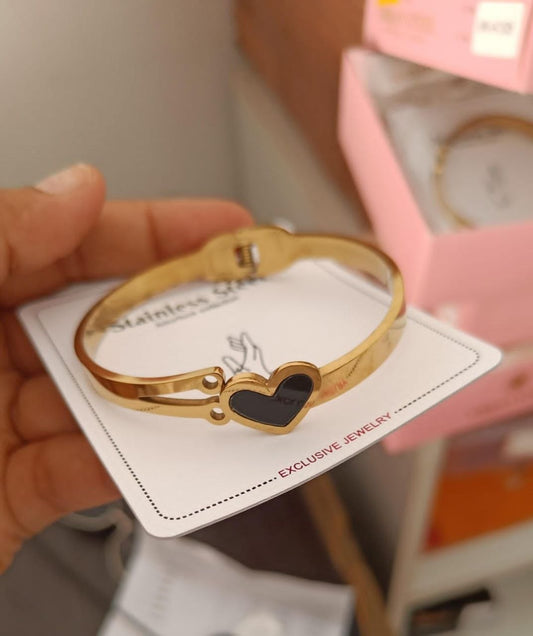 Stainless Steel Black Heart Bracelet