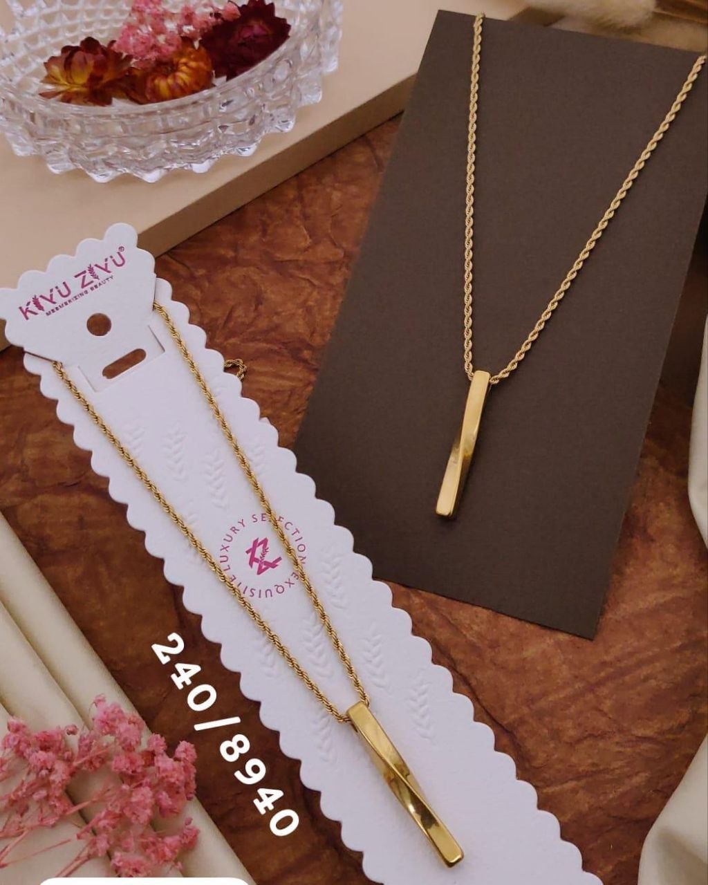 Kiyu Ziyu Golden Ribbon Necklace