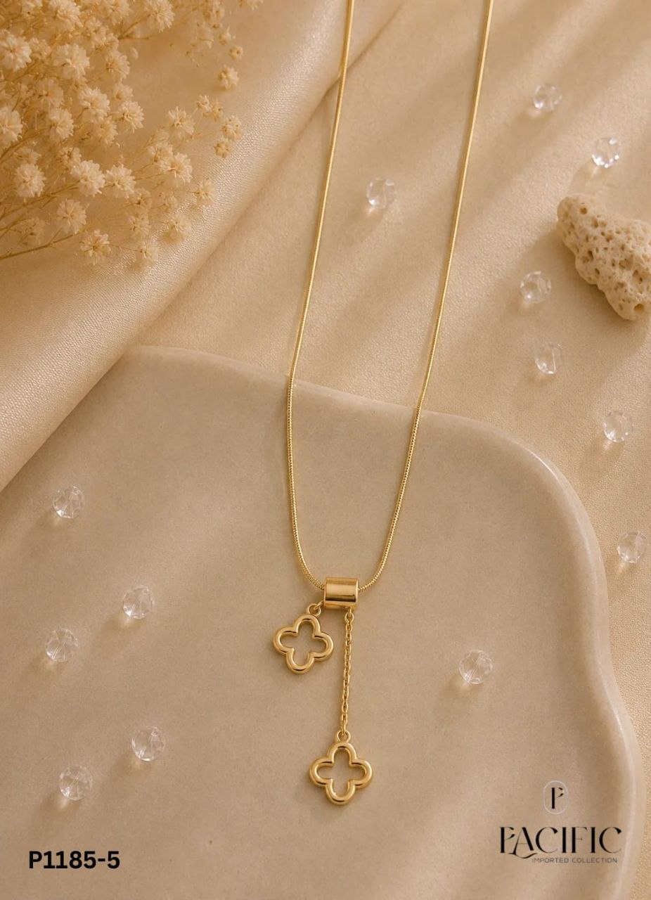 Anti Tarnish Double Clover Pendant Necklace for Women