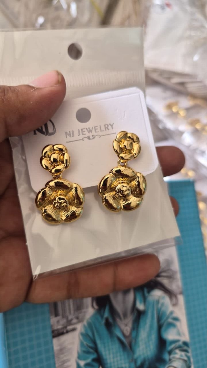 Anti-Tarnish Golden Rose Drop Earrings
