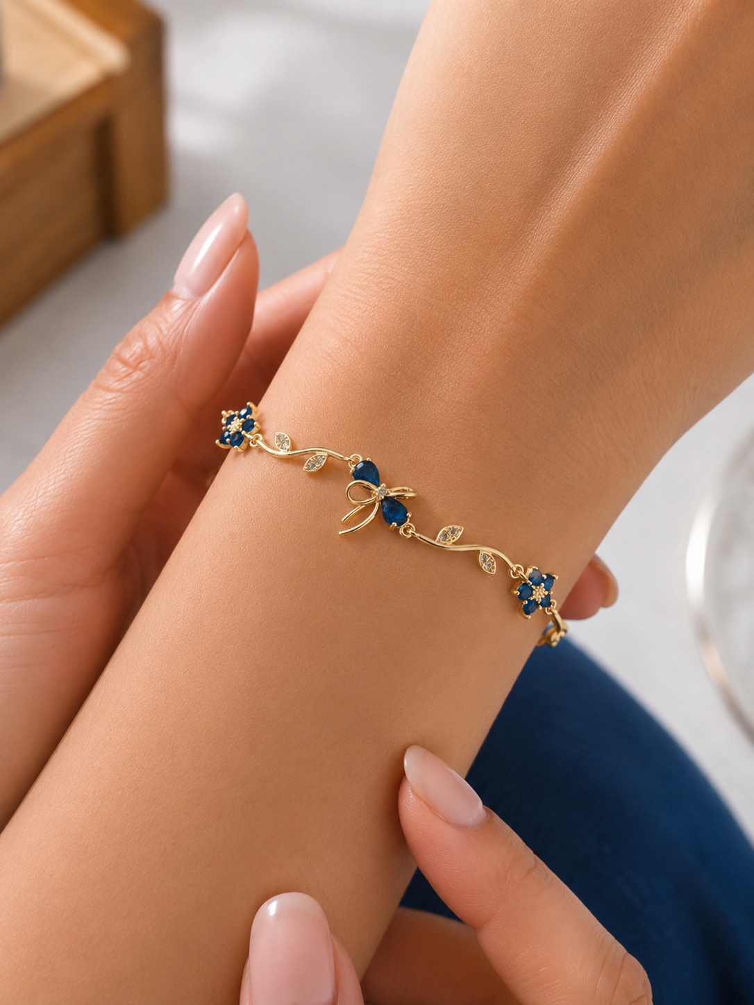 Bow tulip anti tarnished chain bracelet
