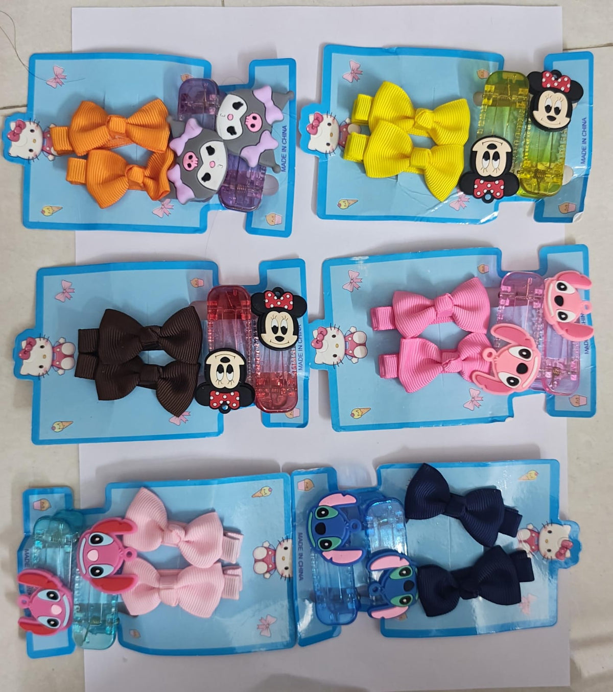 Set of 6 cards of Hair clips