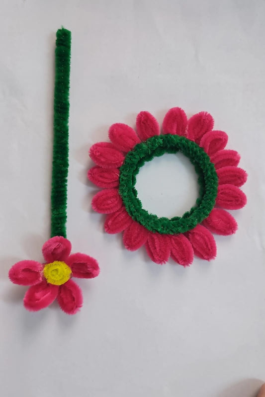 Pink flower Pipe Cleaner Bun Stick Set