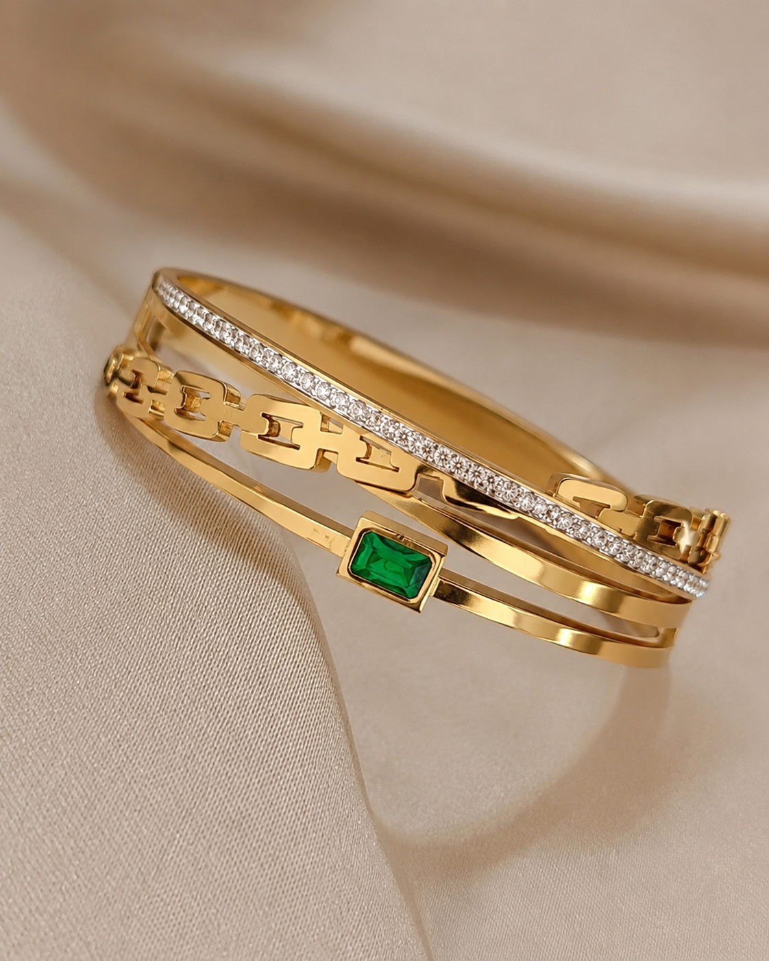 Anti tarnished green stone kada