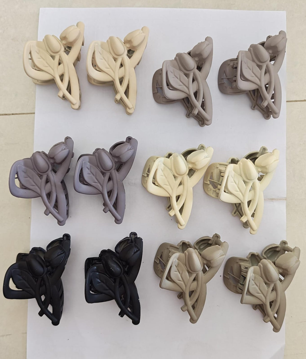 matte-finish floral tulip hair claw clip