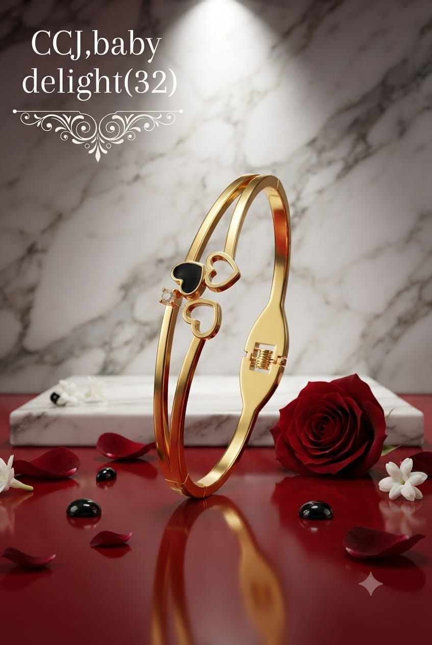 Anti Tarnish Triple Heart Baby Size Bracelet