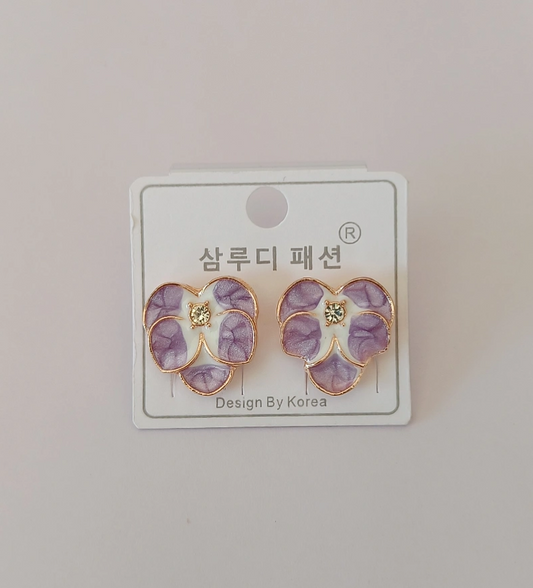 Korean Leaf Design Earring