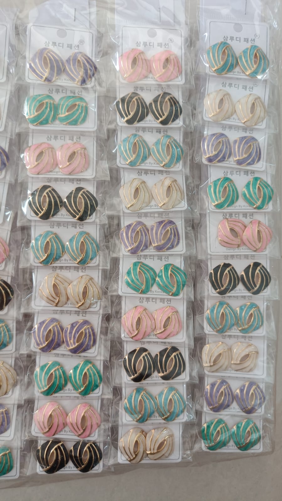 Korean design Cute Colour Earring