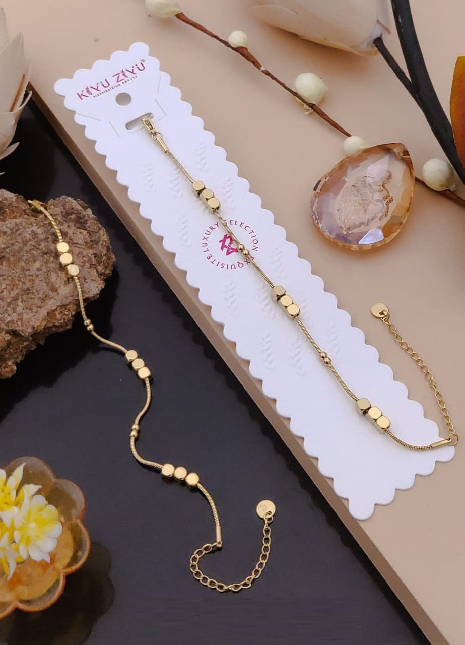Anti-Tarnish Minimal Bead Chain Bracelet