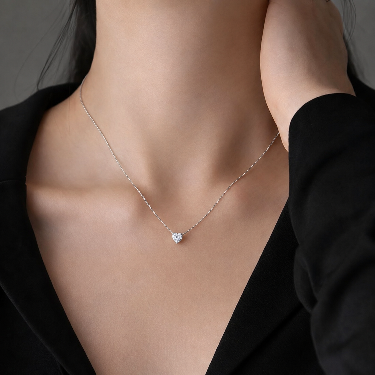 Anti tarnished silver heart necklace
