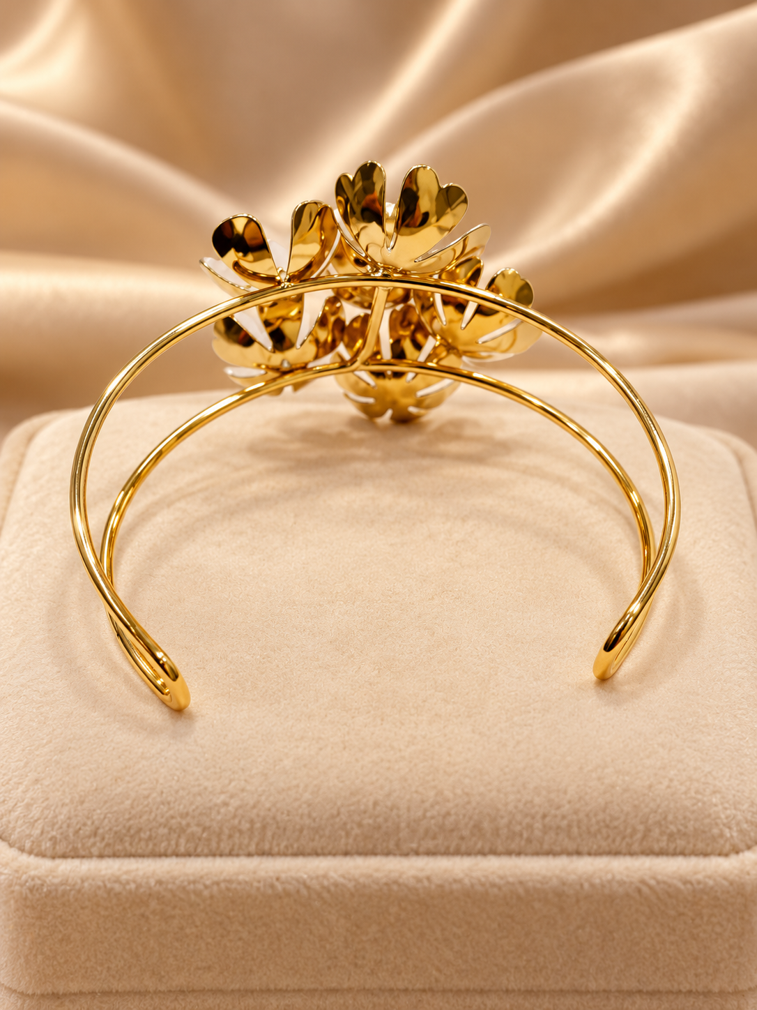 Six-Flower Mother-of-Pearl Gold Cuff Bracelet