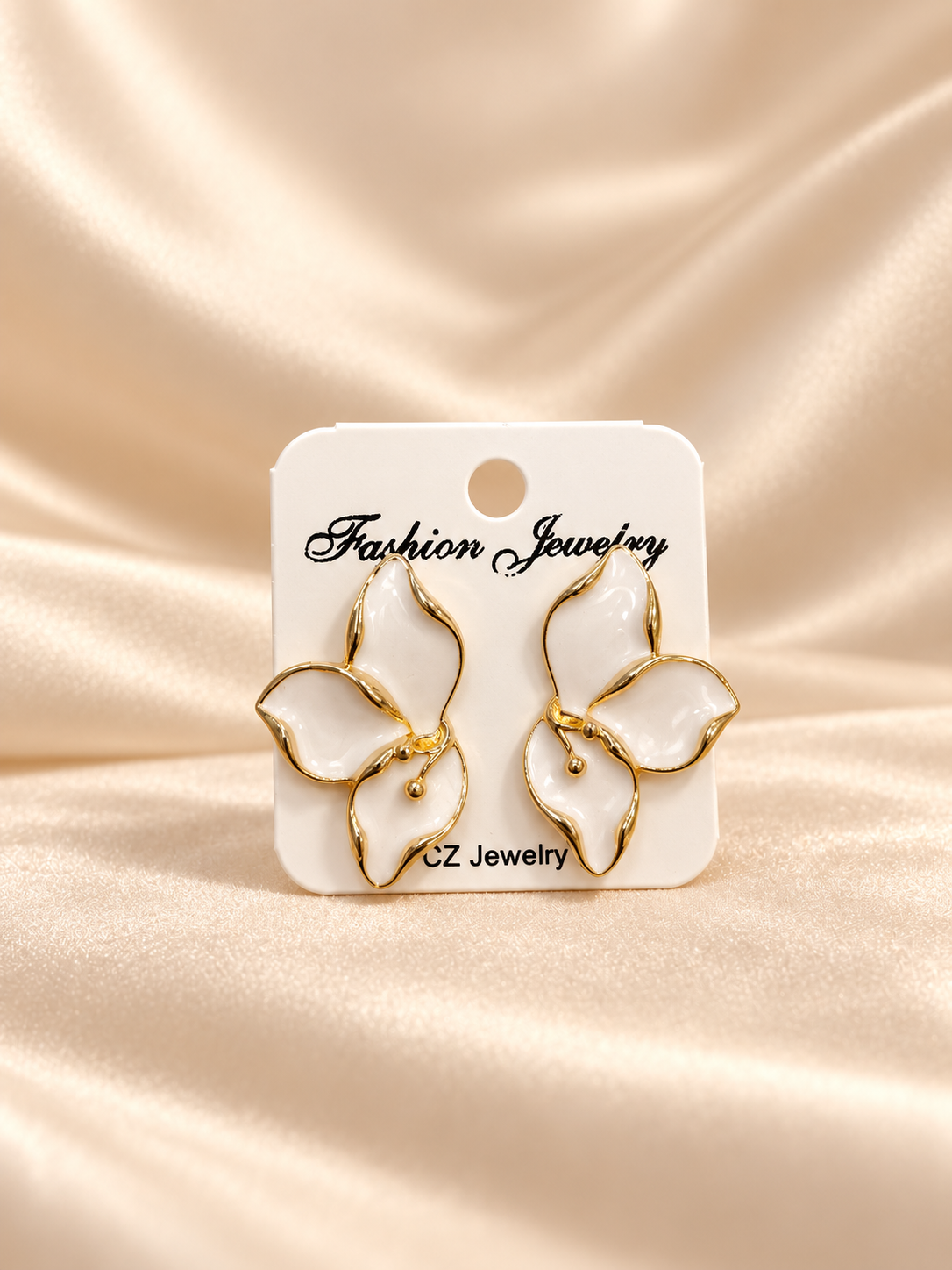 White Three-Petal Floral Earrings with Gold-Tone Trim and Mini Drops