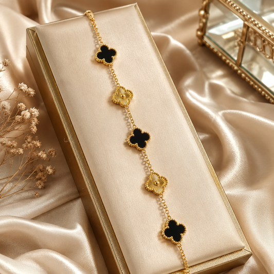 Black & Gold Clover - Anti Tarnish