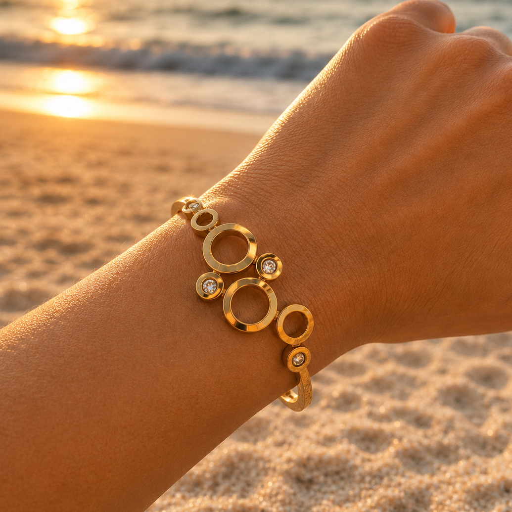Anti Tarnish Golden Roman Circle Bracelet