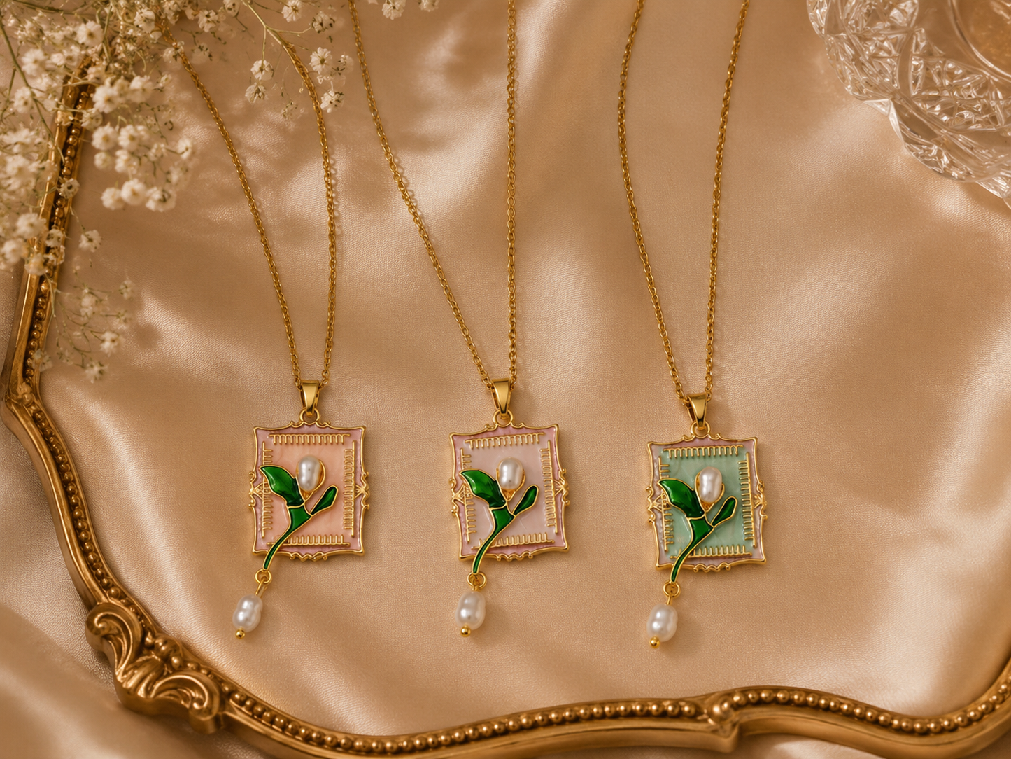 Anti Tarnish Floral Pearl Pendant Necklace for Women