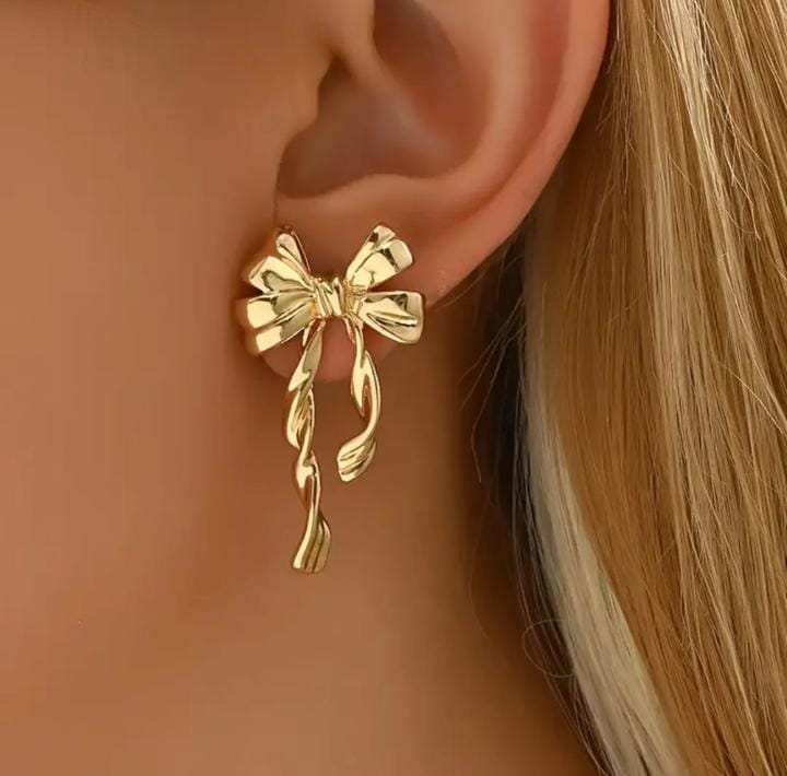Korean Golden Bow Earring