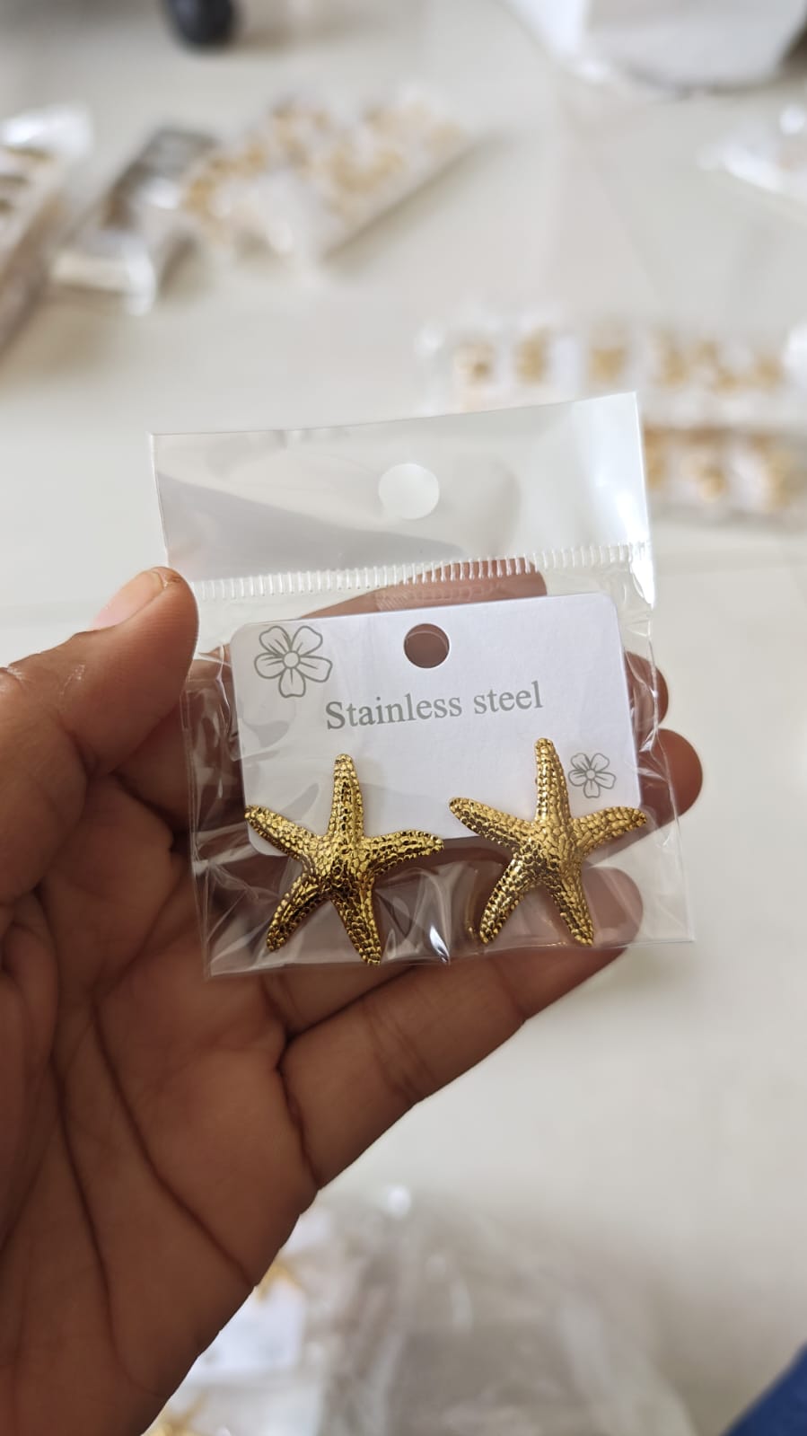 Anti tarnish erring