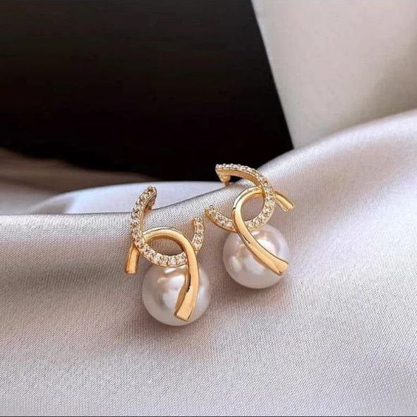 Korean Fashion Pearl Earrings