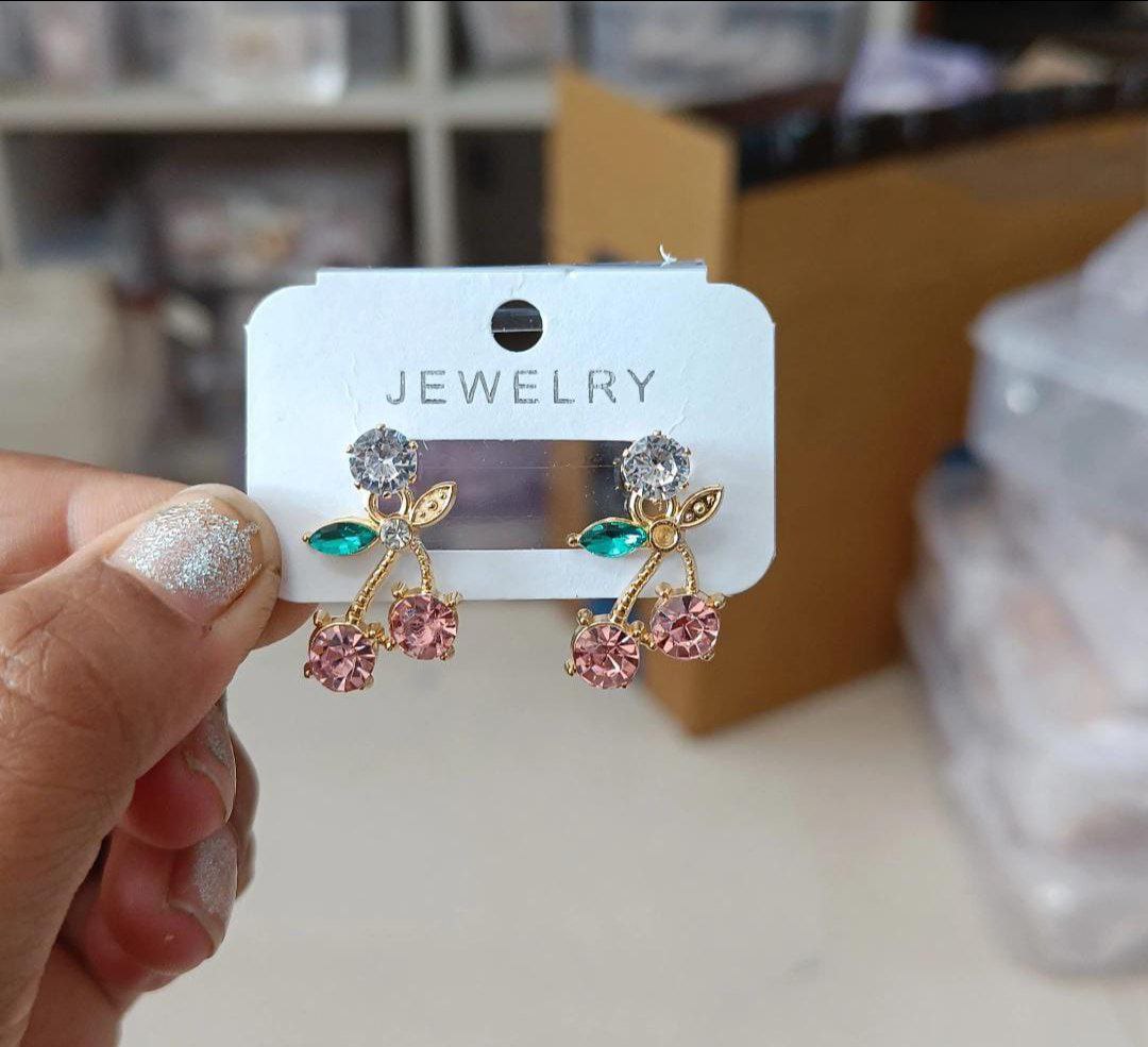 Korean Leaf Design Earring