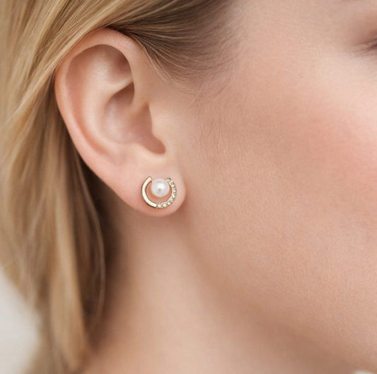 Korean Stylish Crescent Gold Frame Earring