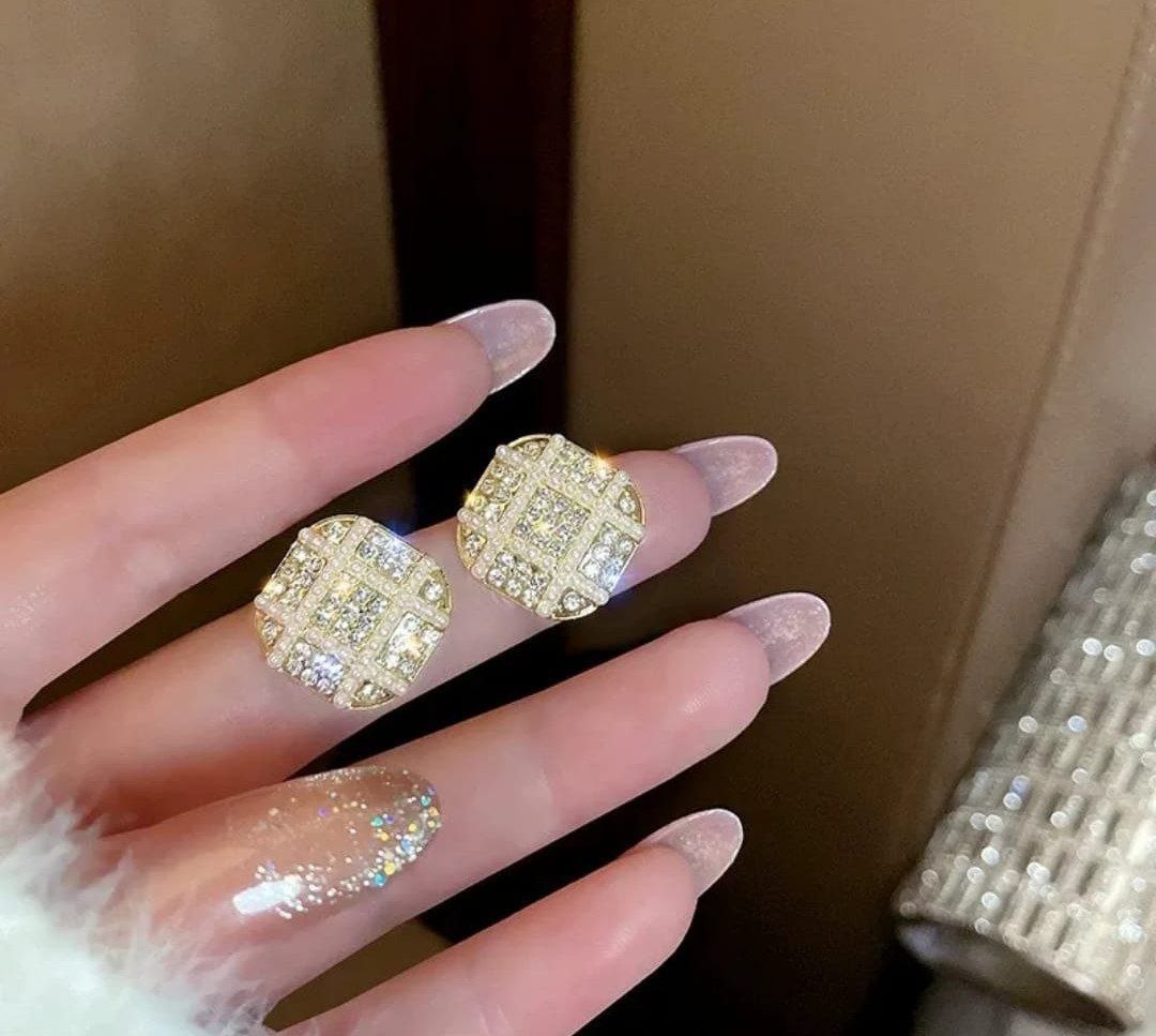 Korean Diamond Grid Studs Earring