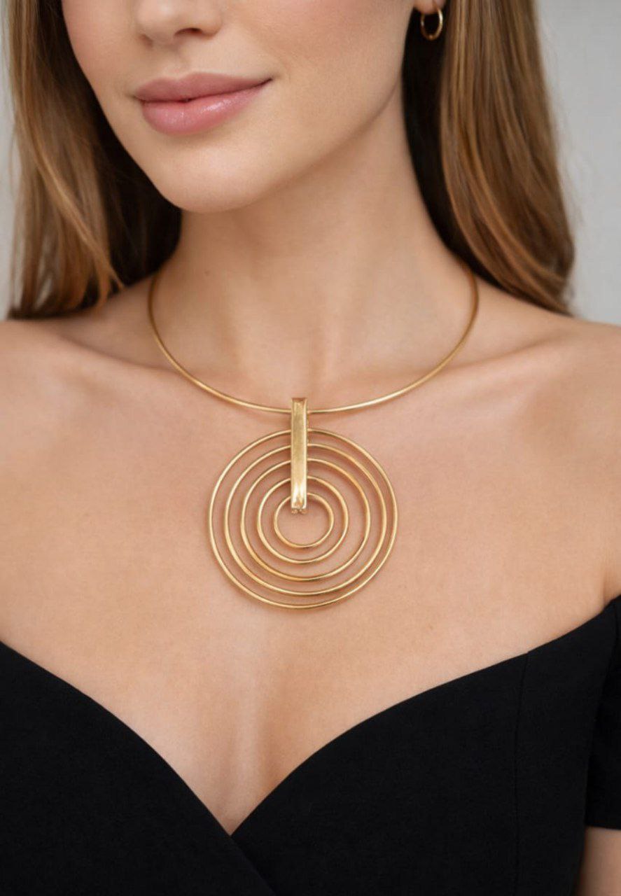 Elegant Gold Circular Pendant Combo Set