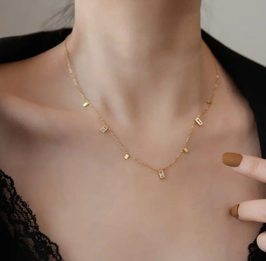 Tanmanyu Anti Tarnish Rectangle Zircon Pendant Necklace for Women