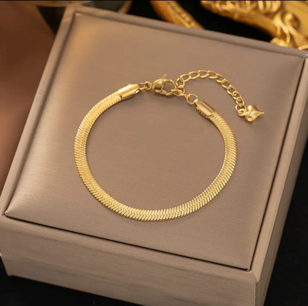 Anti Tarnish Snake Chain Bracelet