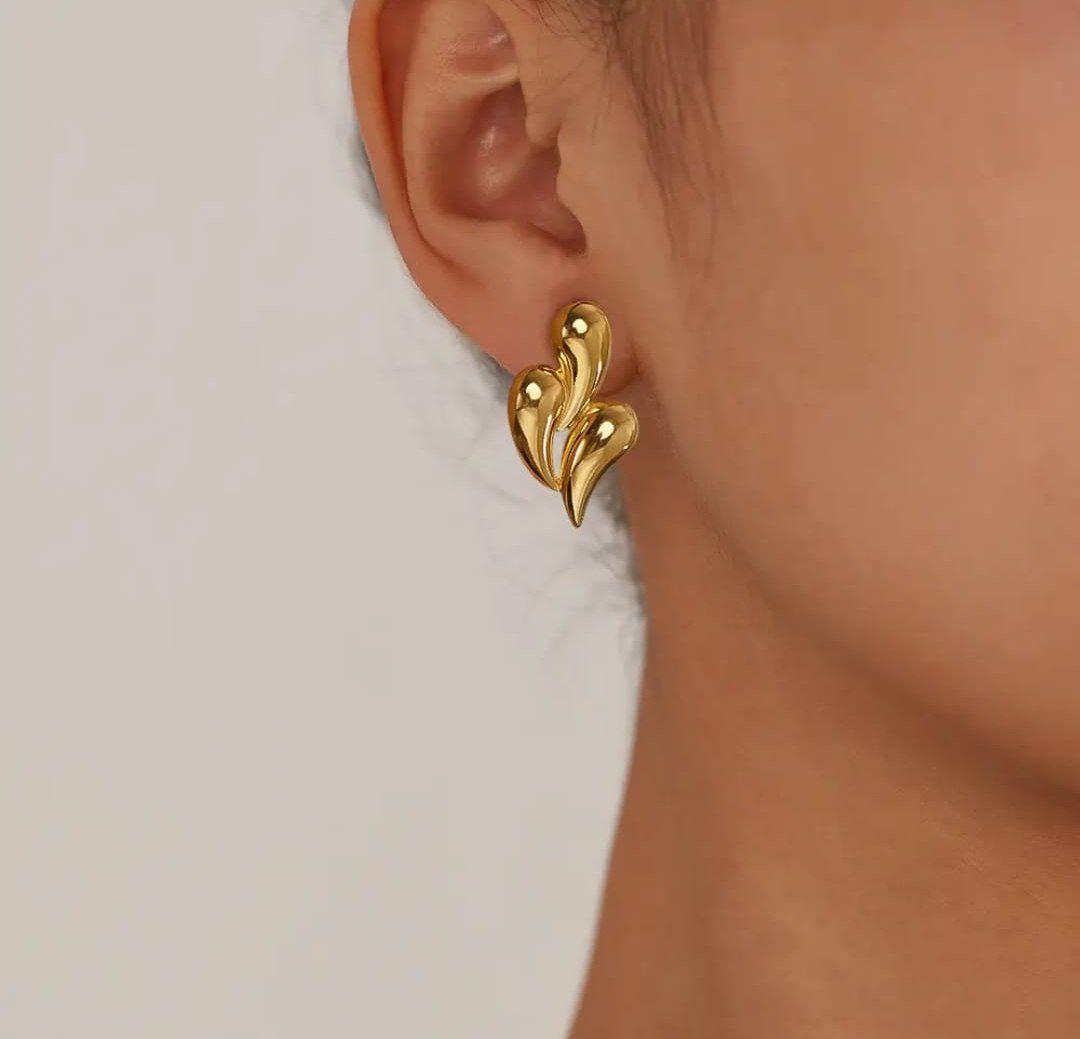 Anti-Tarnish Golden Wave Luxe Stud Earrings