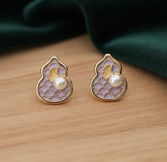 Anti-Tarnish Purple Elegant Pearl Shell Studs