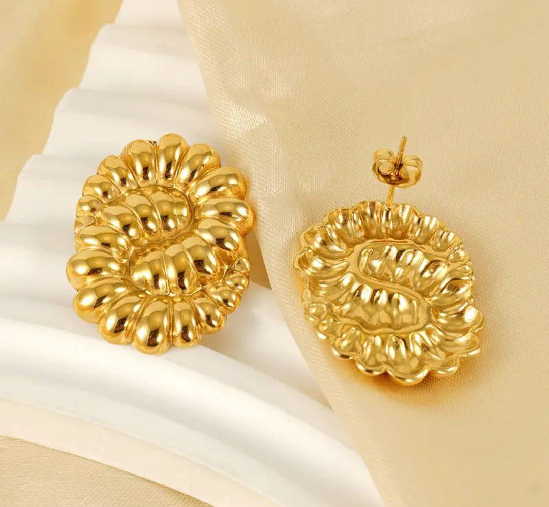 Anti-Tarnish Sunburst Luxe Stud Earrings