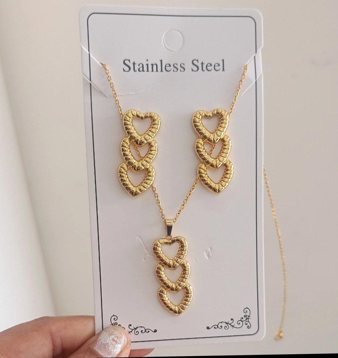 Anti-Tarnish Triple Heart Necklace Set
