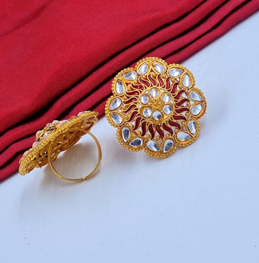 Royal Sun Design Kundan Statement Ring – Antique Gold Adjustable Ring