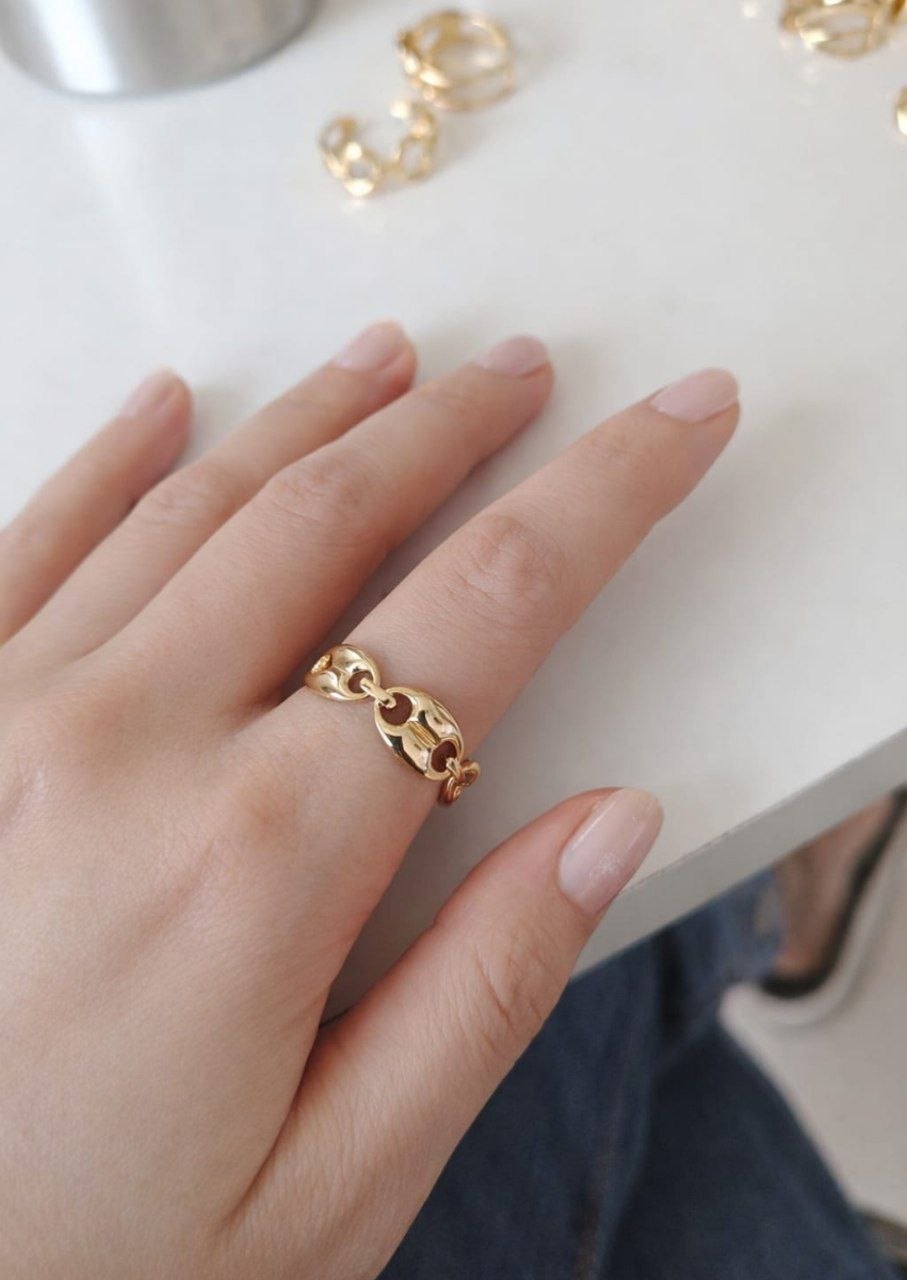 Golden Link Luxe Ring