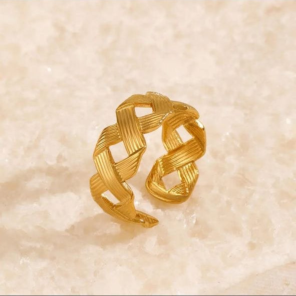 Golden Criss-Cross Adjustable Ring