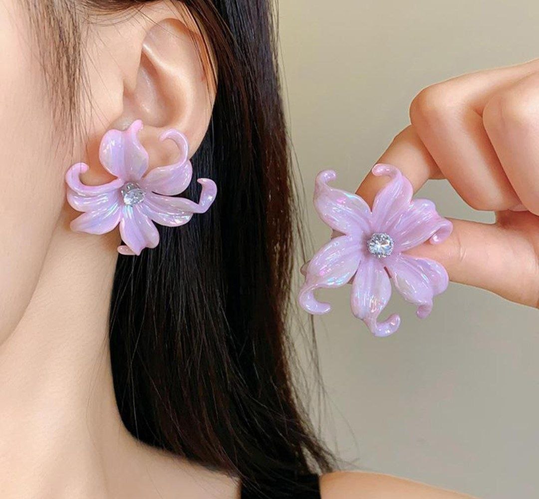 Glossy Pink Floral Stud Earrings