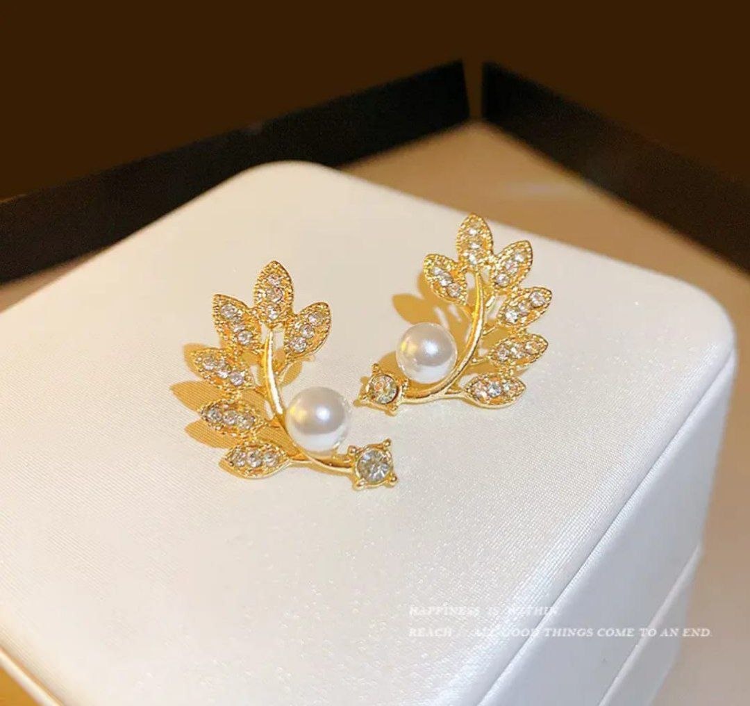Korean Style Leaf Pearl Ear Climber Earrings – Gold Crystal Design